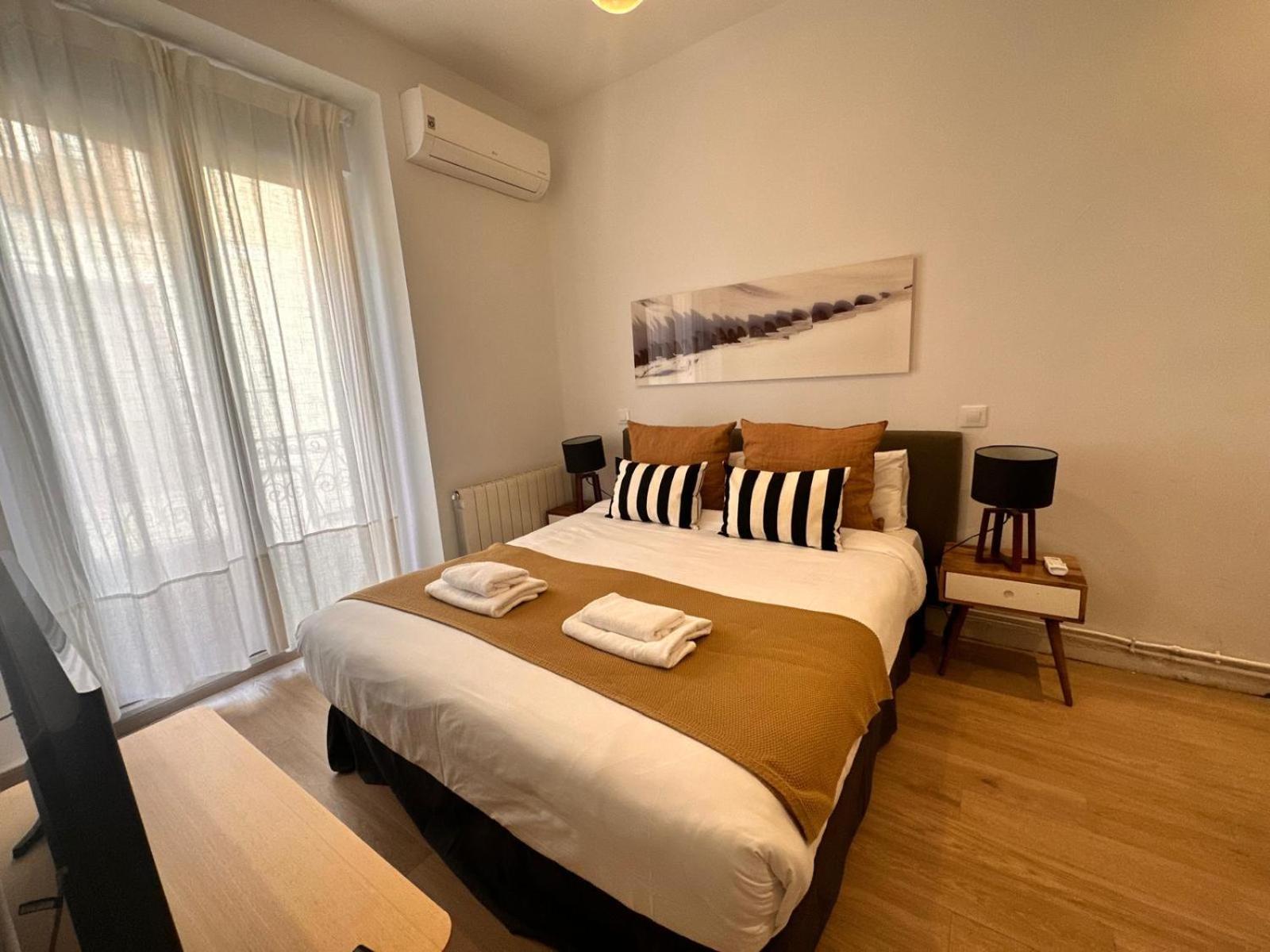 Amazing 3Bd 3Bth With 9 Balconies By Madrid4You Apartments Exteriér fotografie