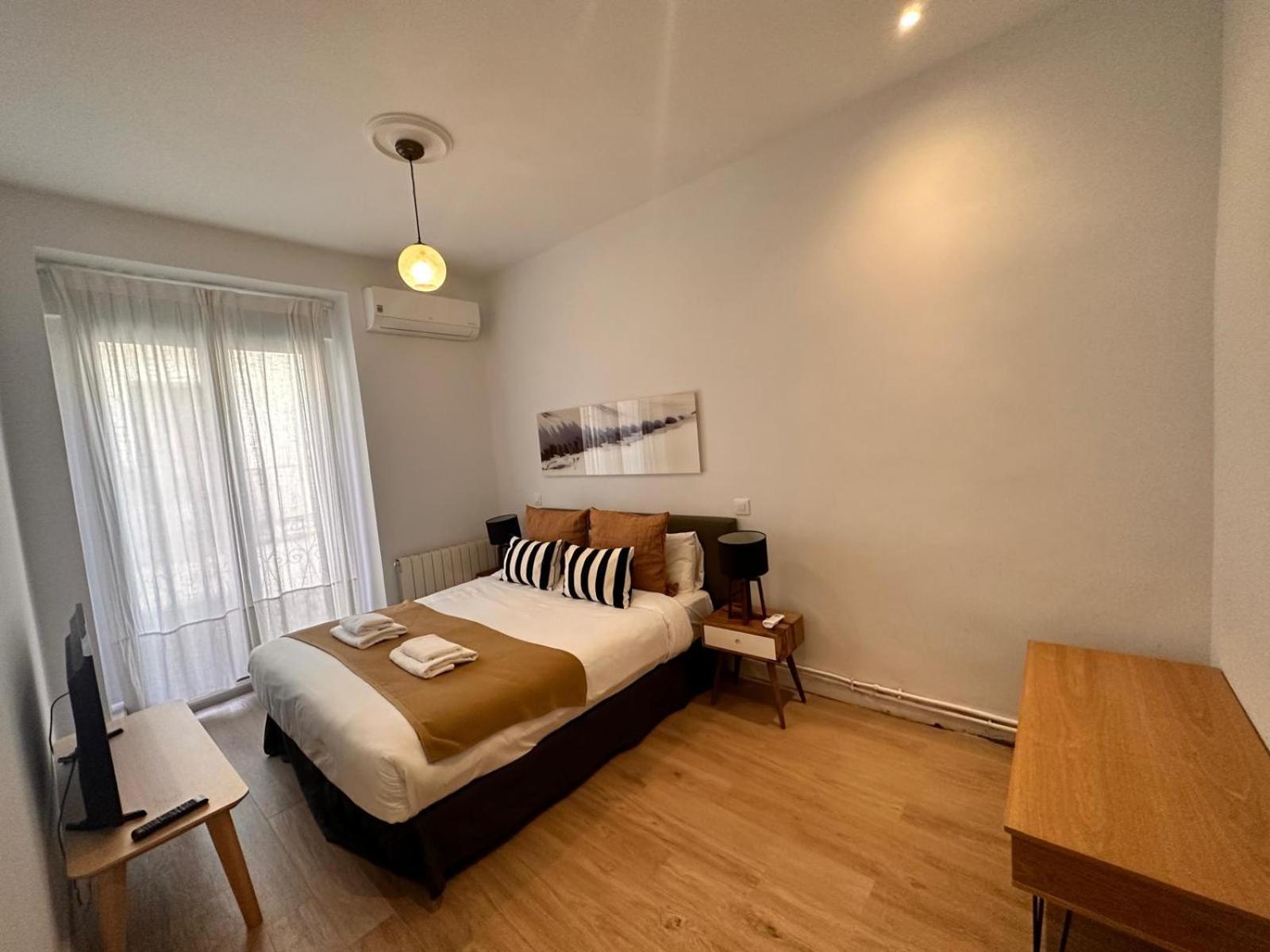 Amazing 3Bd 3Bth With 9 Balconies By Madrid4You Apartments Exteriér fotografie